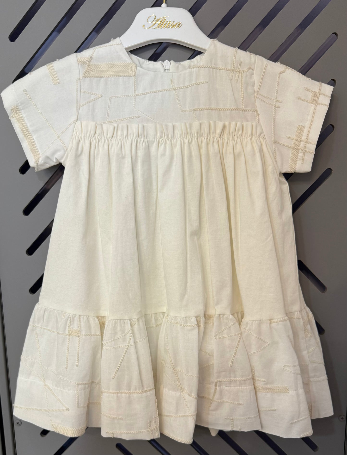 IVORY BUBBLE JAQUARD SHORT SLEEVE DRESS
