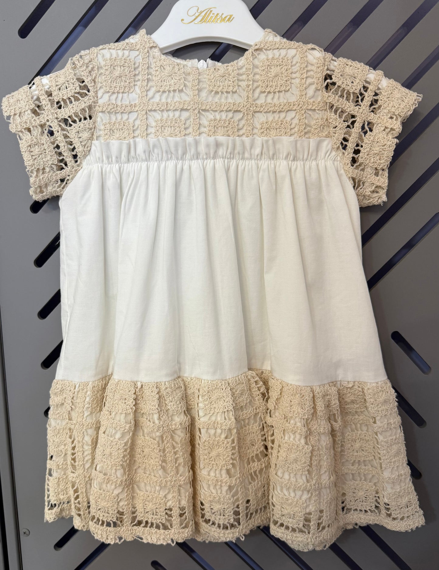 IVORY CROCHET SHORT SLEEVE DRESS