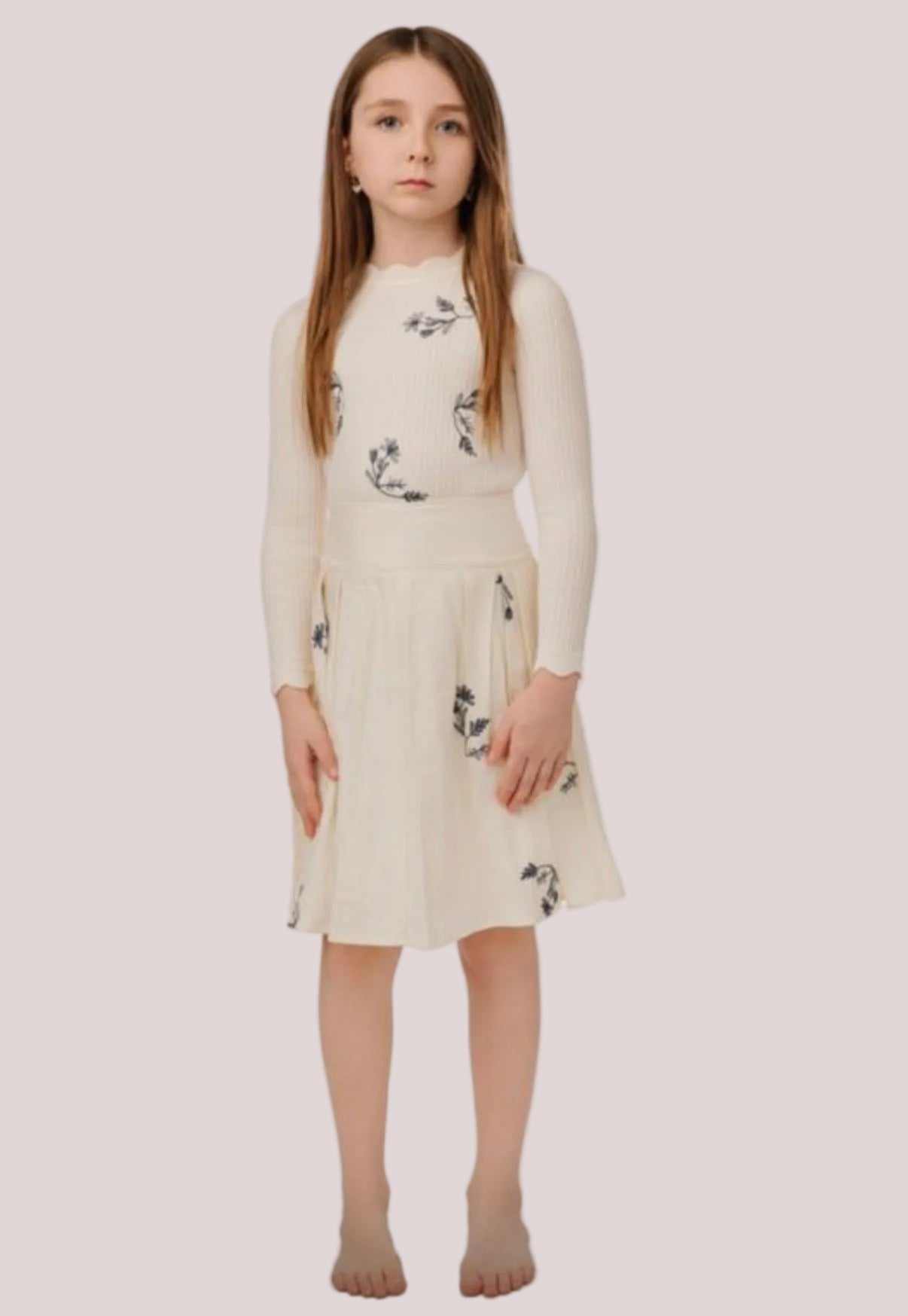 IVORY EMBROIDED SET