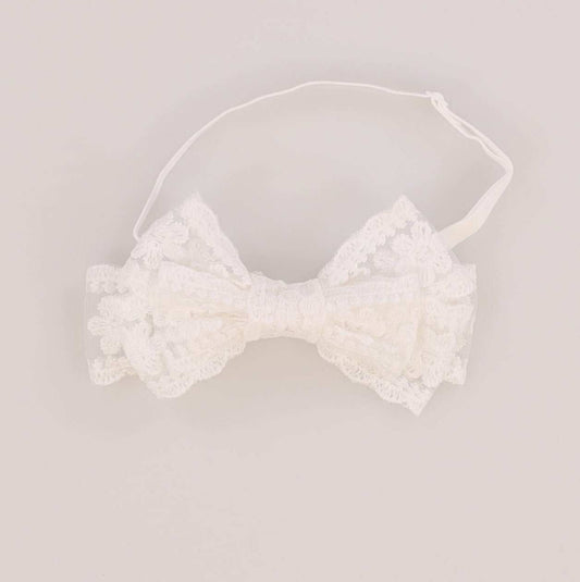 LACE BABY BOW BAND WHITE